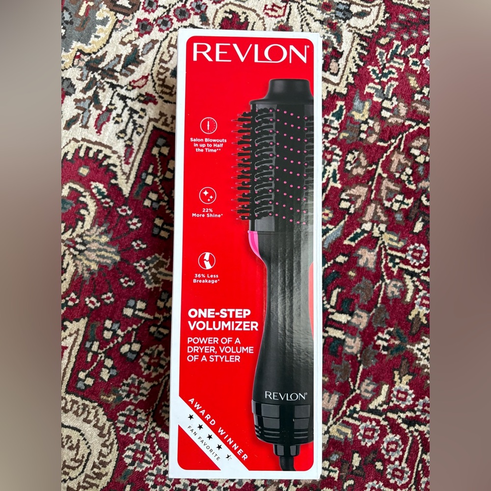 Revlon One-Step Volumizer. NWT❣️ - Picture 2 of 6